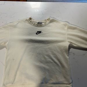 Nike  Club Fleece crewneck, yellow and black